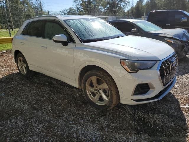 2022 Audi Q3 Premium 40