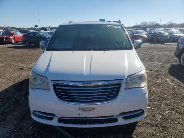 2012 Chrysler Town & Country Limited