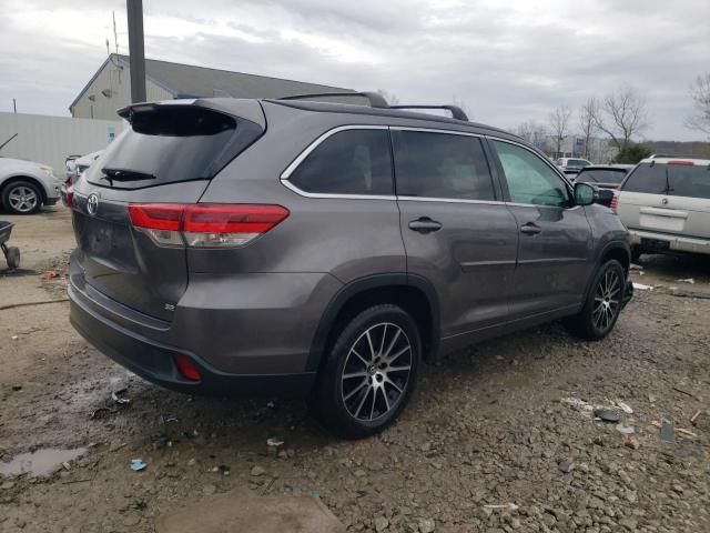 2018 Toyota Highlander SE