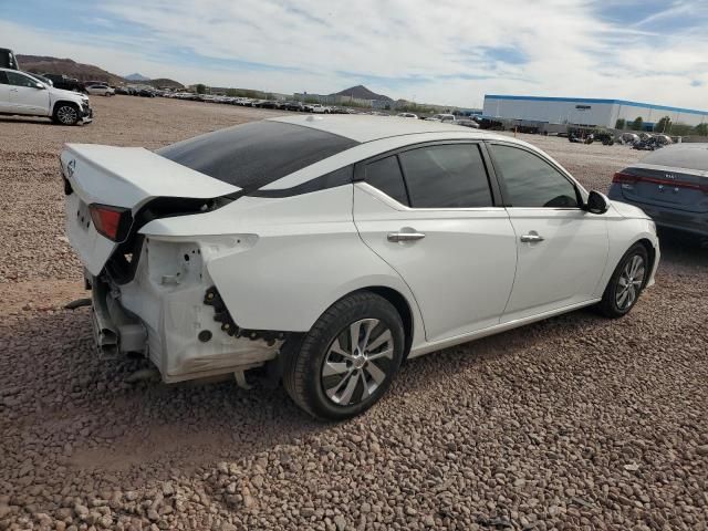 2019 Nissan Altima S