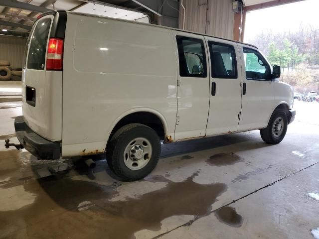 2014 Chevrolet Express G2500