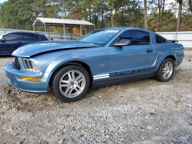 2005 Ford Mustang