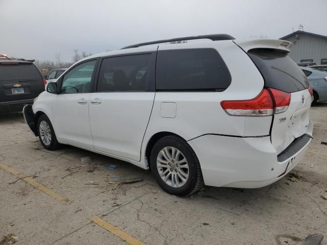 2012 Toyota Sienna XLE