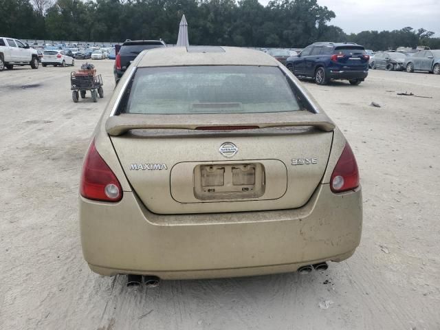 2004 Nissan Maxima SE