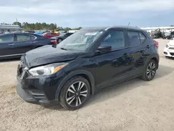 Nissan salvage cars for sale: 2018 Nissan Kicks S