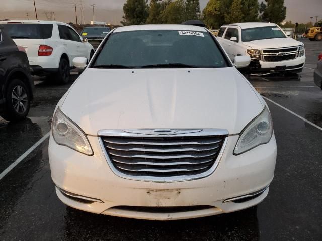 2014 Chrysler 200 LX