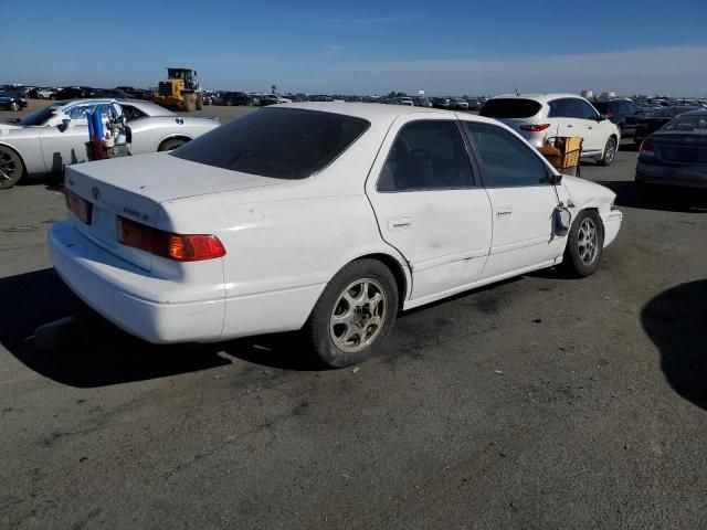 2000 Toyota Camry CE