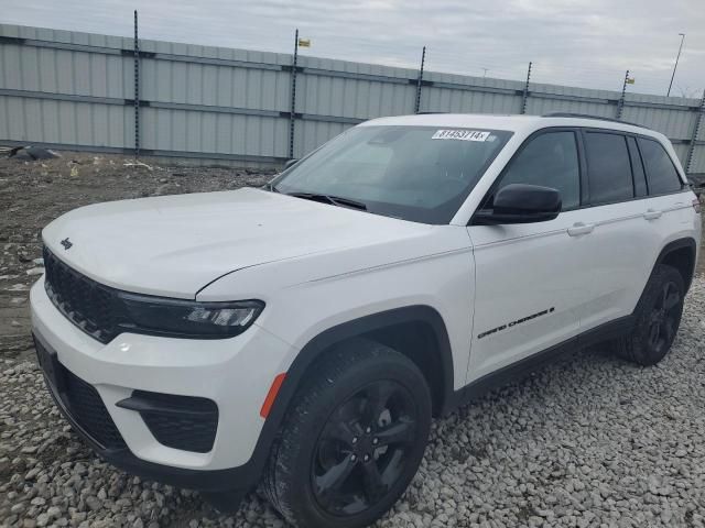 2023 Jeep Grand Cherokee Laredo