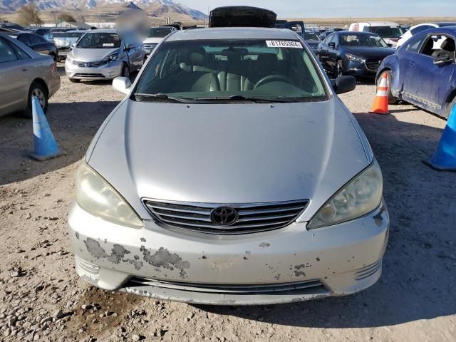 2005 Toyota Camry LE