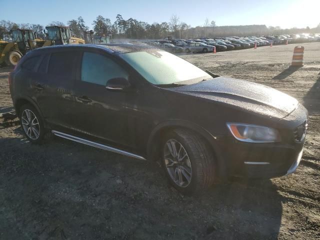 2017 Volvo V60 Cross Country Premier