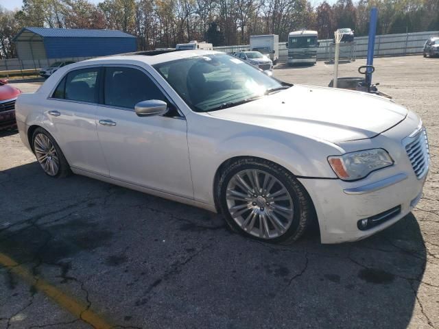 2012 Chrysler 300C Luxury