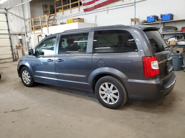 2016 Chrysler Town & Country Touring