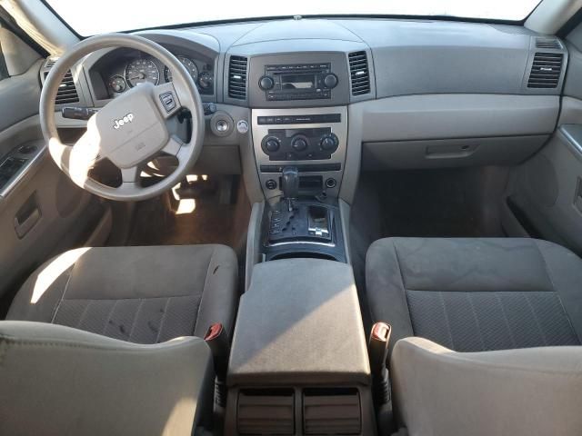 2005 Jeep Grand Cherokee Laredo