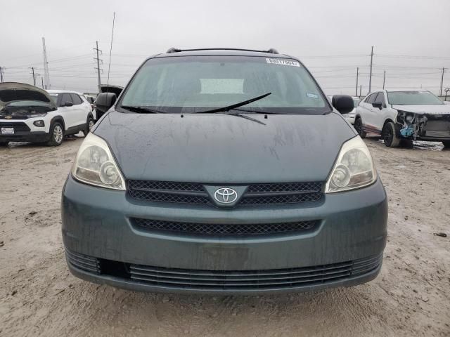 2005 Toyota Sienna CE