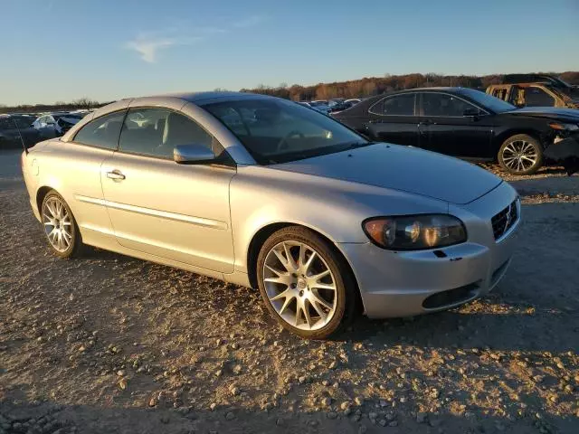 2006 Volvo C70 T5