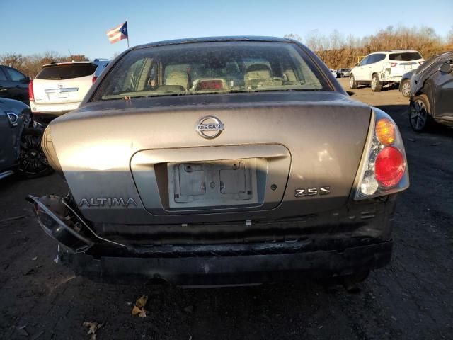 2004 Nissan Altima Base