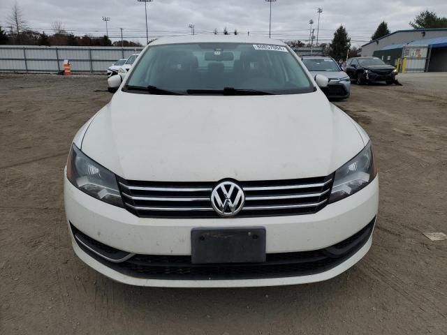 2013 Volkswagen Passat SE