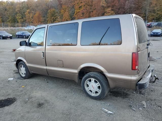 2004 GMC Safari XT