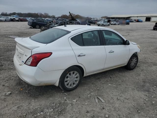 2013 Nissan Versa S