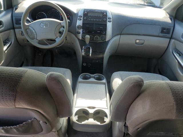 2006 Toyota Sienna CE