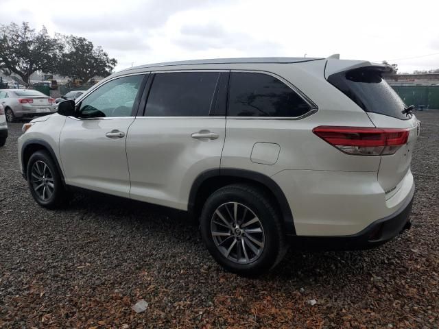 2019 Toyota Highlander SE