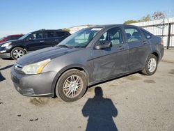 Salvage cars for sale from Copart Bakersfield, CA: 2009 Ford Focus SE