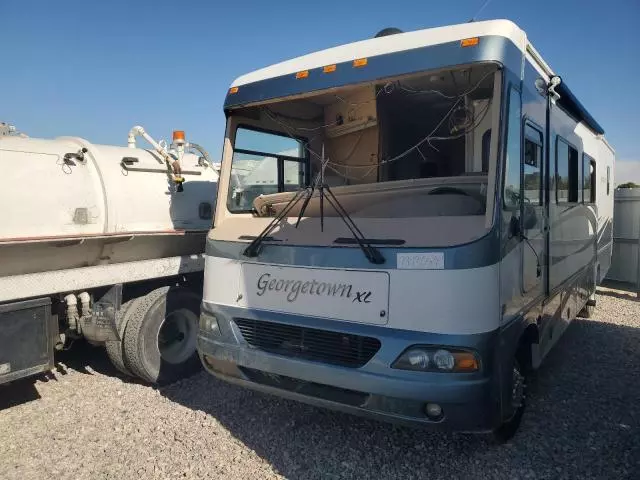 2004 Other 2004 Ford F550 Super Duty Stripped Chassis