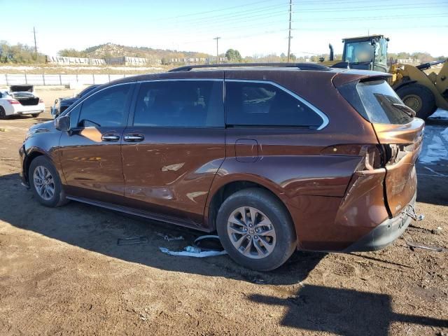 2023 Toyota Sienna XLE