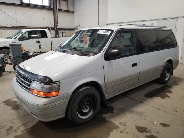 1995 Plymouth Grand Voyager LE