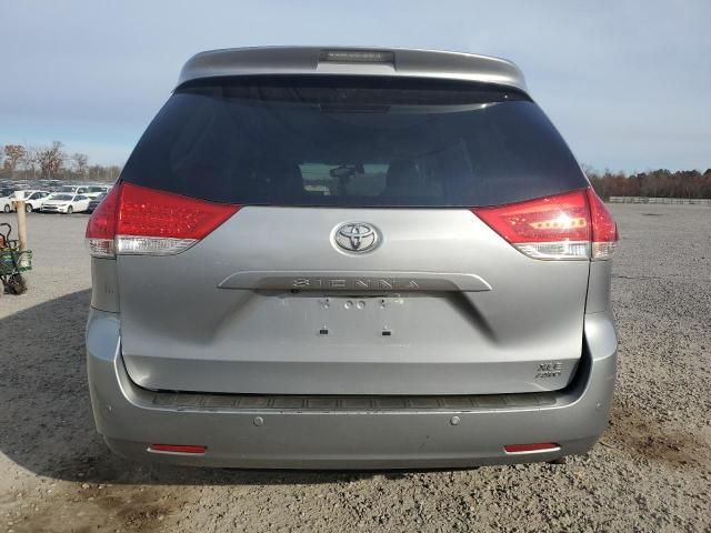 2011 Toyota Sienna XLE