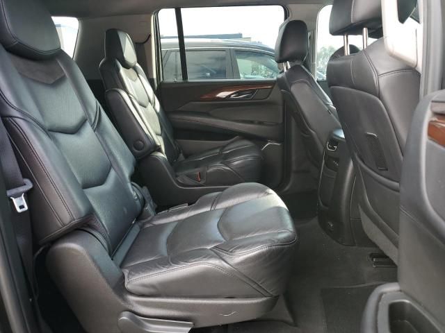 2018 Cadillac Escalade ESV Luxury