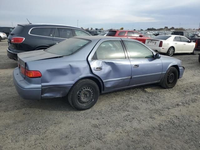 2000 Toyota Camry LE