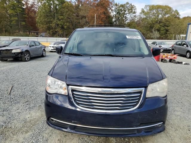 2015 Chrysler Town & Country Touring