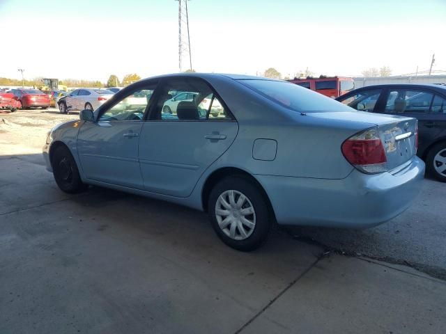 2005 Toyota Camry LE