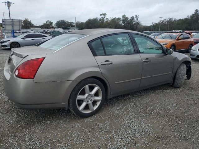 2004 Nissan Maxima SE