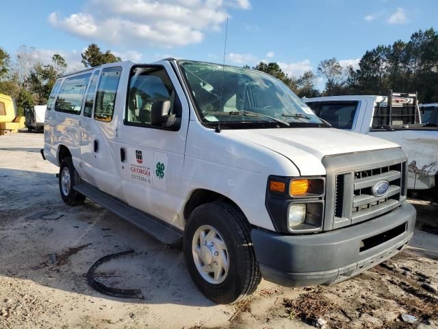 2013 Ford Econoline E350 Super Duty Wagon