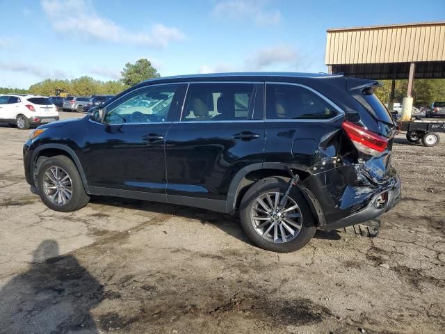 2019 Toyota Highlander SE