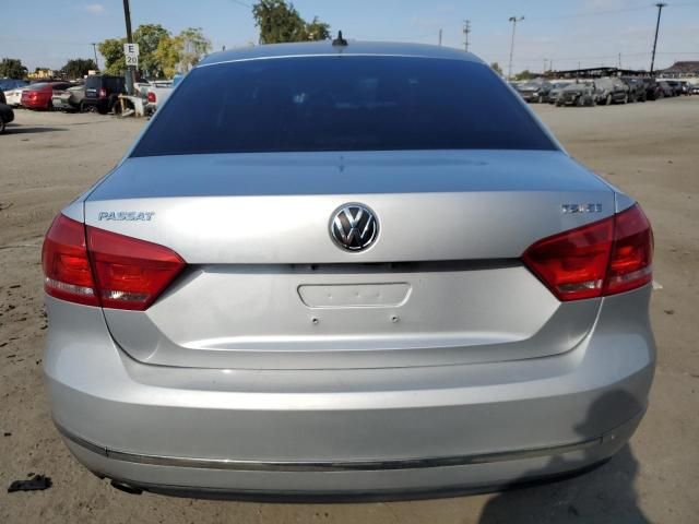 2015 Volkswagen Passat SE