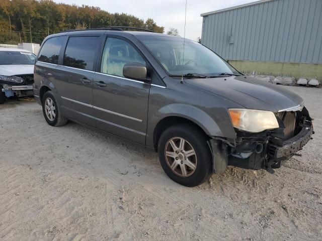 2010 Chrysler Town & Country Touring Plus