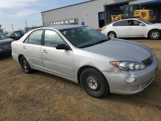 2005 Toyota Camry LE