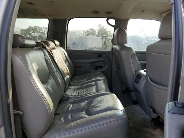 2004 Chevrolet Suburban C1500