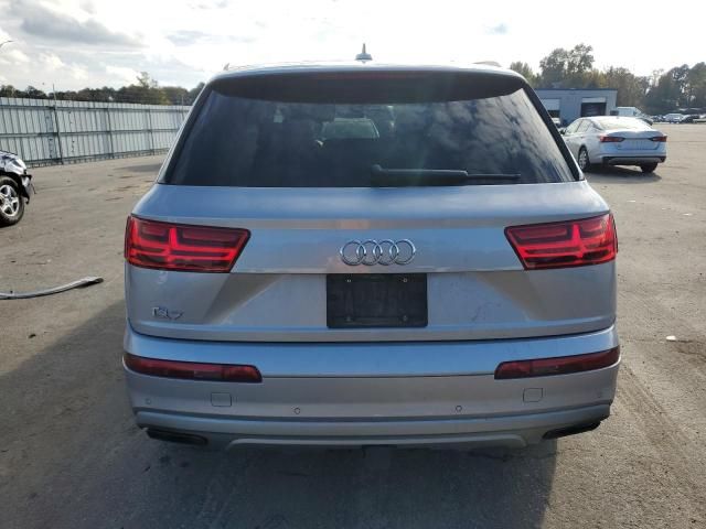 2019 Audi Q7 Prestige