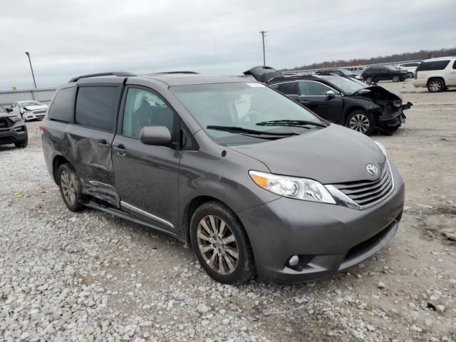 2014 Toyota Sienna XLE