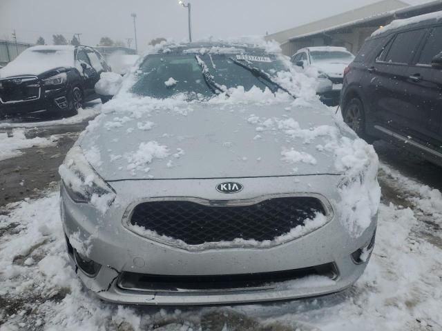 2016 KIA Cadenza Luxury