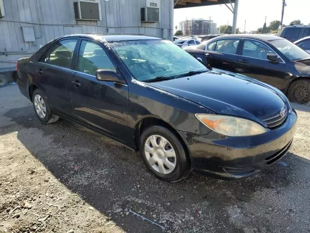 2004 Toyota Camry LE