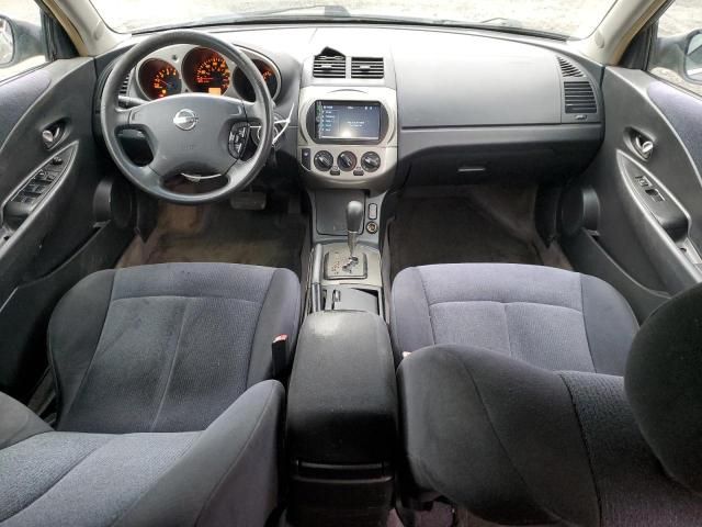 2004 Nissan Altima Base