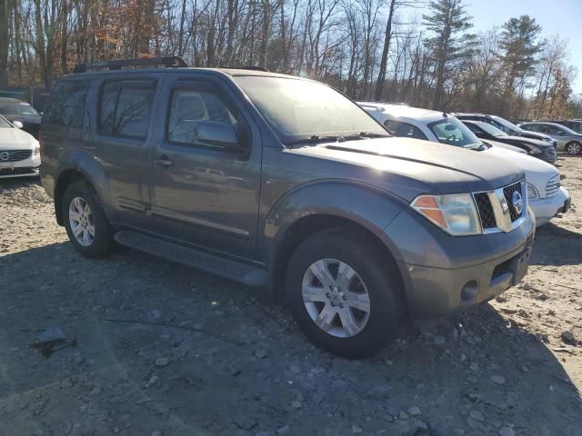 2006 Nissan Pathfinder LE