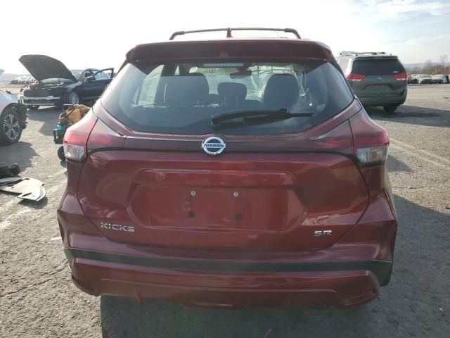 2021 Nissan Kicks SR