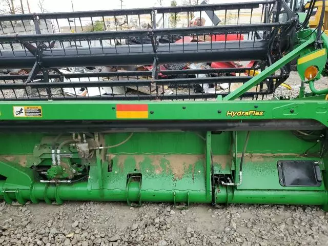 2016 John Deere 635FD