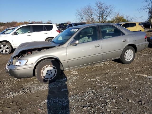 1999 Toyota Camry LE